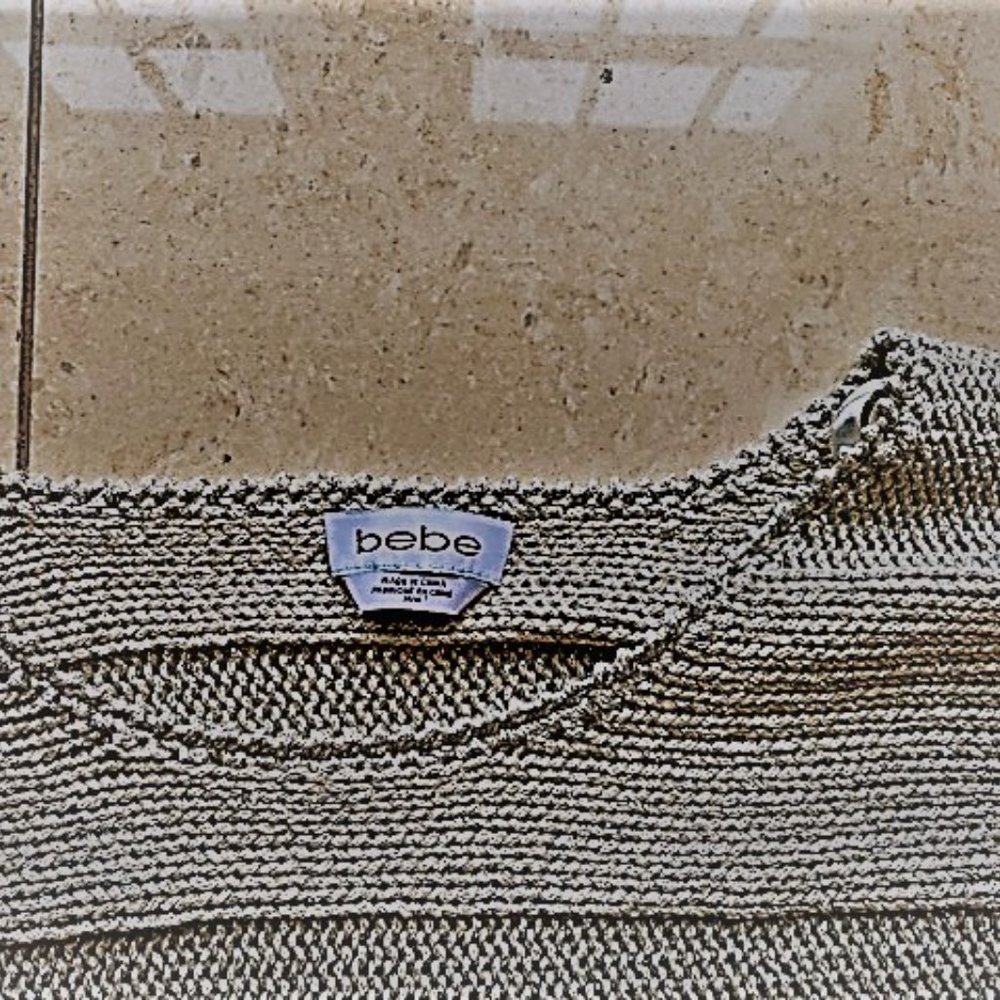 Bebe sweater - Picture 2 of 2
